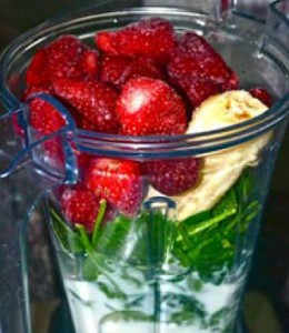 strawberry green smoothie